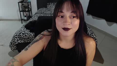 mia online show from December 2024 10:55:01 PM