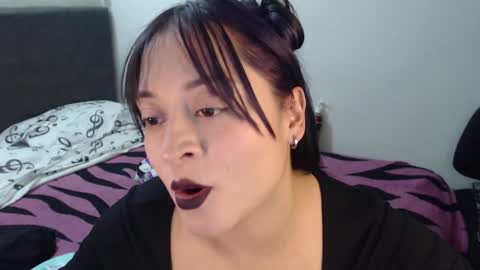 mia online show from January 2025 02:27:02 AM