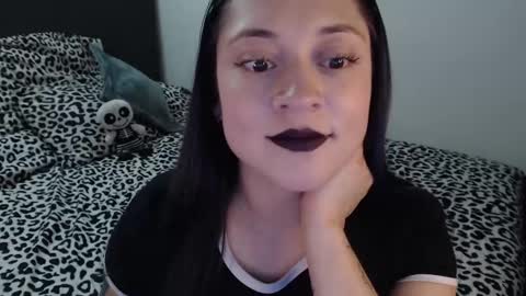 mia online show from January 2025 04:19:01 AM