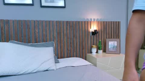 Mia Bellefort online show from February 2026 08:43:01 PM