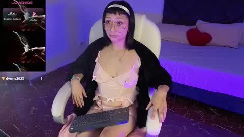 mia online show from February 2026 05:00:02 AM