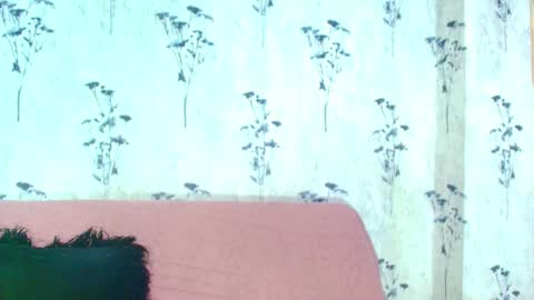 Mia  online show from March 2025 06:19:02 PM