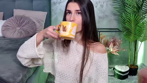 Freya Allen online show from December 2024 10:09:02 PM