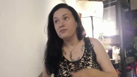 MIA online show from November 2025 10:36:01 PM