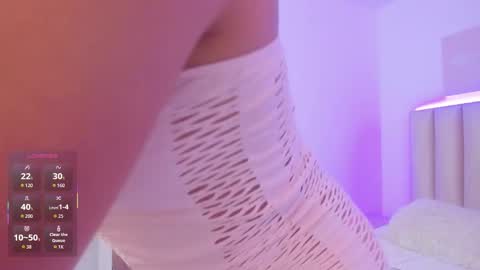 Snapshot of mia_corner chatting on February 2026 07:04:02 AM mia_corner online show from February 2026 07:04:02 AM