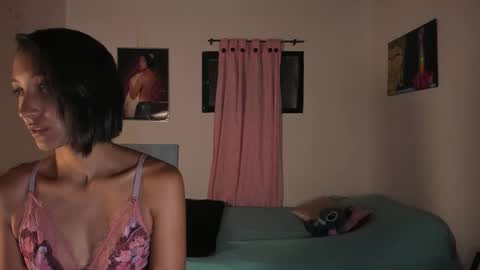 Mia Sandoval online show from February 2026 06:59:02 PM