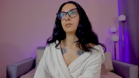 Sarah Luna online show from April 2026 12:38:02 PM