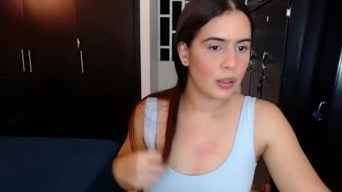 Snapshot of mia_danielsx chatting on December 2024 02:20:02 AM Mia online show from December 2024 02:20:02 AM