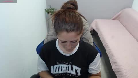 Mia online show from March 2026 01:39:01 PM