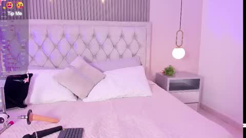 MIA help me get to 25 hands up online show from February 2026 03:16:02 AM