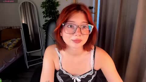 mia_e1fie online show from June 2026 12:44:02 AM