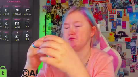 Mia online show from January 2026 03:01:02 AM