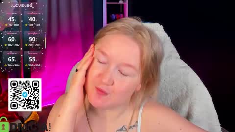 Mia online show from February 2026 07:51:01 AM