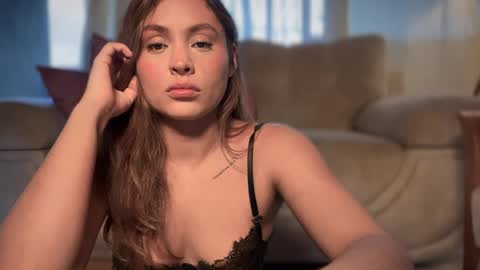mia_ferrer777 online show from May 2026 10:18:01 PM