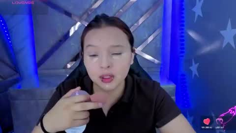 Snapshot of mia_foster_t chatting on July 2026 01:37:02 PM Mia online show from July 2026 01:37:02 PM