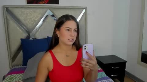 mia fox online show from October 2025 12:13:02 PM