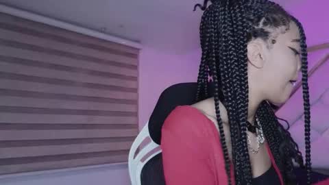 Mia online show from March 2026 03:55:01 AM