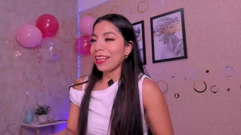 Mia online show from March 2026 01:26:02 PM