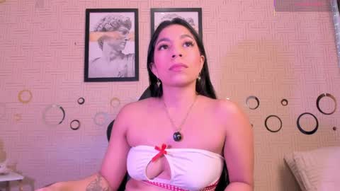 Mia online show from June 2026 02:33:01 PM