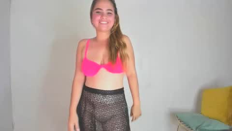 Mia online show from January 2025 02:48:02 AM