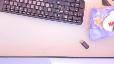 Snapshot of mia_jonnees chatting on October 2025 12:13:02 PM online show from October 2025 12:13:02 PM