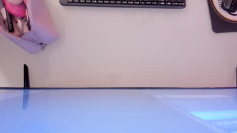 Snapshot of mia_jonnees chatting on November 2025 12:20:01 PM online show from November 2025 12:20:01 PM