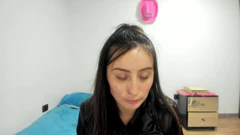 Snapshot of mia_kanee chatting on December 2024 04:47:01 AM mia kaneee online show from December 2024 04:47:01 AM
