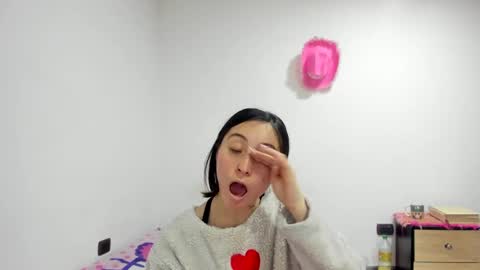 Snapshot of mia_kanee chatting on December 2024 12:23:01 AM mia kaneee online show from December 2024 12:23:01 AM