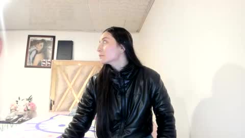 Snapshot of mia_kanee chatting on September 2025 01:40:02 AM mia kaneee online show from September 2025 01:40:02 AM