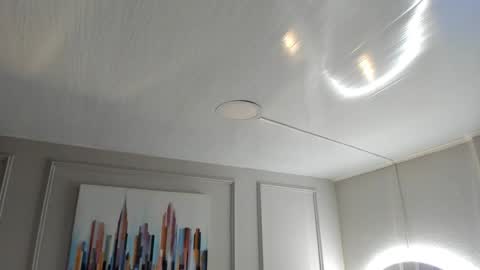 Mia online show from December 2025 02:07:02 AM