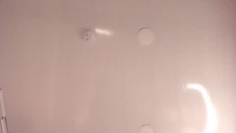 Mia online show from March 2026 08:19:01 AM