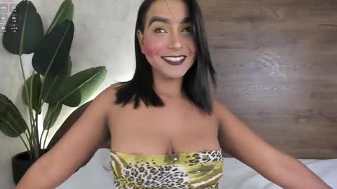 mia_lacy online show from February 2025 07:49:01 PM