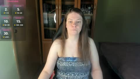 mia_lores online show from April 2026 09:03:02 AM