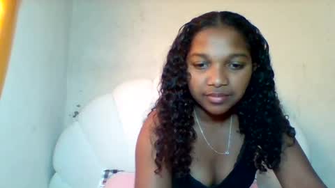 mia_lunah online show from August 2026 06:56:01 AM