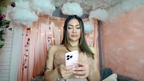 Snapshot of mia_mattel chatting on January 2026 01:44:02 AM 333 online show from January 2026 01:44:02 AM