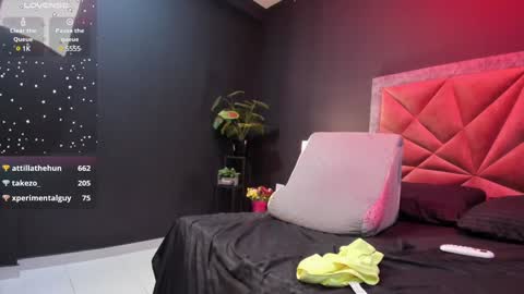 MIA  online show from January 2025 01:32:02 AM