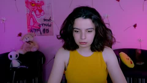 mia_mooon_ online show from June 2026 08:16:01 AM