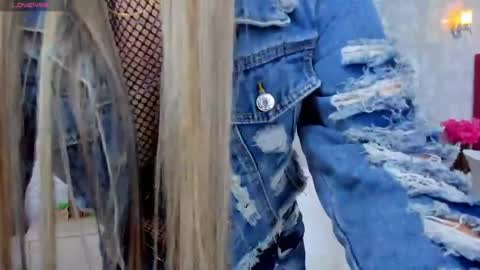 Snapshot of mia_noir2701 chatting on March 2026 11:54:02 AM Mia online show from March 2026 11:54:02 AM