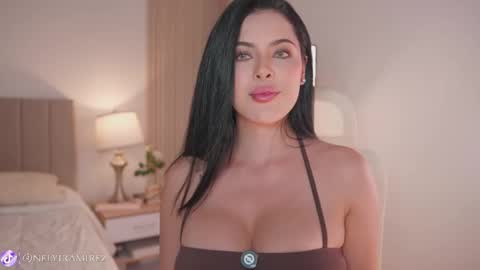 Instagram Nelyiramirez online show from March 2026 04:07:02 AM