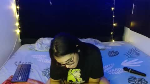 Mia  online show from February 2025 04:31:01 PM