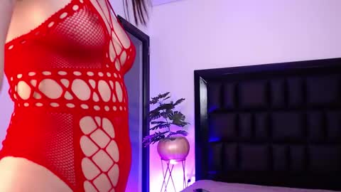 mia online show from March 2026 05:34:01 AM