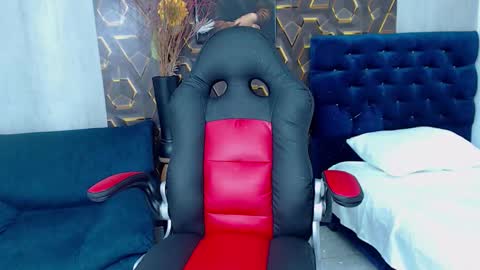 MIA online show from October 2025 04:41:02 PM