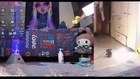Mia  online show from August 2026 01:05:01 PM