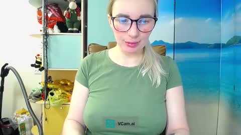 Snapshot of mia_sunnyy chatting on February 2026 12:41:01 PM Mia. online show from February 2026 12:41:01 PM