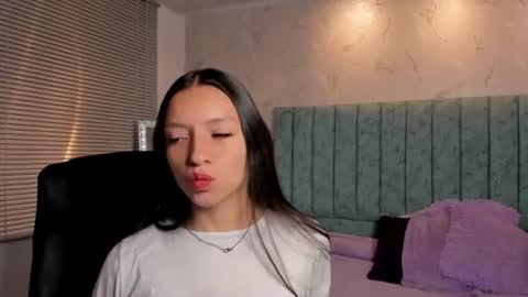 Snapshot of mia_velmont chatting on July 2026 02:46:01 AM Miaaa online show from July 2026 02:46:01 AM