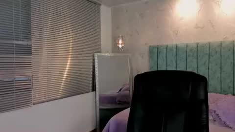 Snapshot of mia_velmont chatting on July 2026 03:17:02 AM Miaaa online show from July 2026 03:17:02 AM