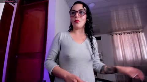 Snapshot of mia_velvet1 chatting on June 2026 03:16:01 PM MIA online show from June 2026 03:16:01 PM