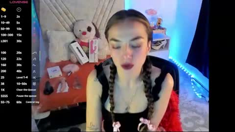 Snapshot of mia_victoria420 chatting on July 2026 06:02:02 PM Mia Victoria online show from July 2026 06:02:02 PM