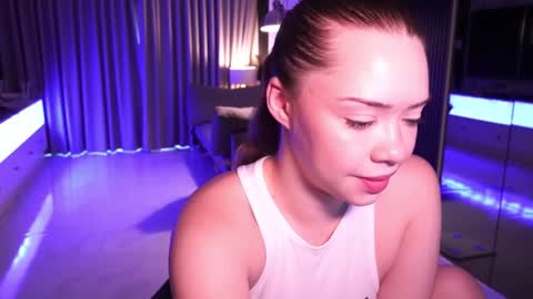 Snapshot of mia_vixen_ chatting on September 2025 02:27:02 AM VixenMia online show from September 2025 02:27:02 AM