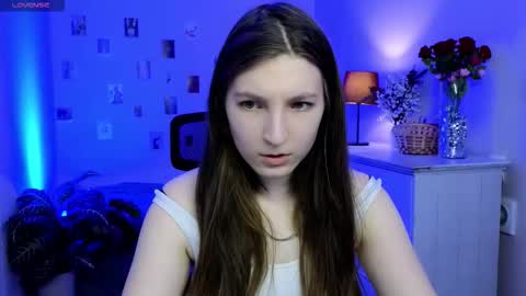 Mia online show from February 2026 10:18:02 AM